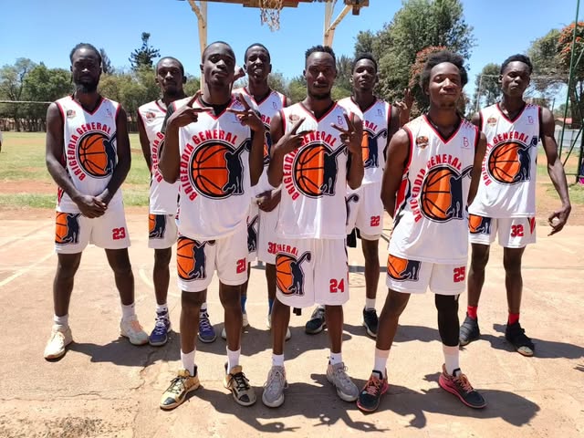 Men's Basketball Team